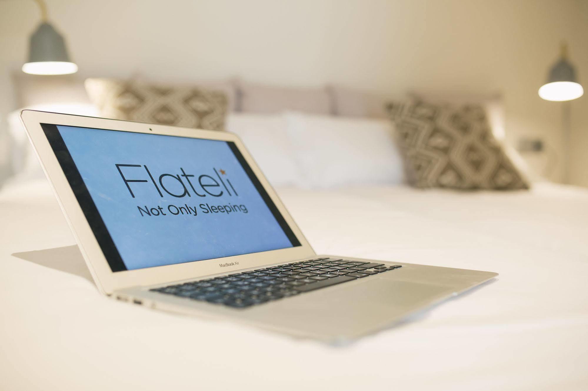 Flateli - Plaça Catalunya 22 Girona Dış mekan fotoğraf